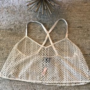 Super cute crochet VS top 🌈